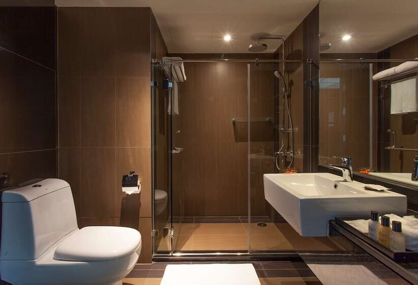 スイート(家族用), Golden Tulip Mandison Suites