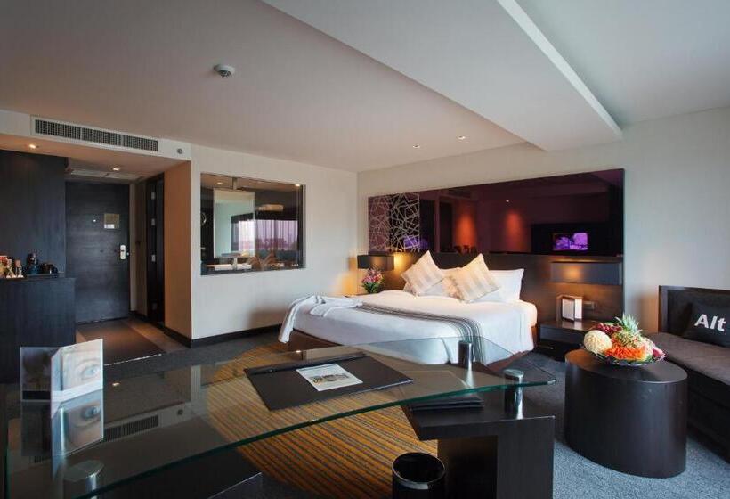 キングサイズベッドのデラックスルーム, Golden Tulip Mandison Suites