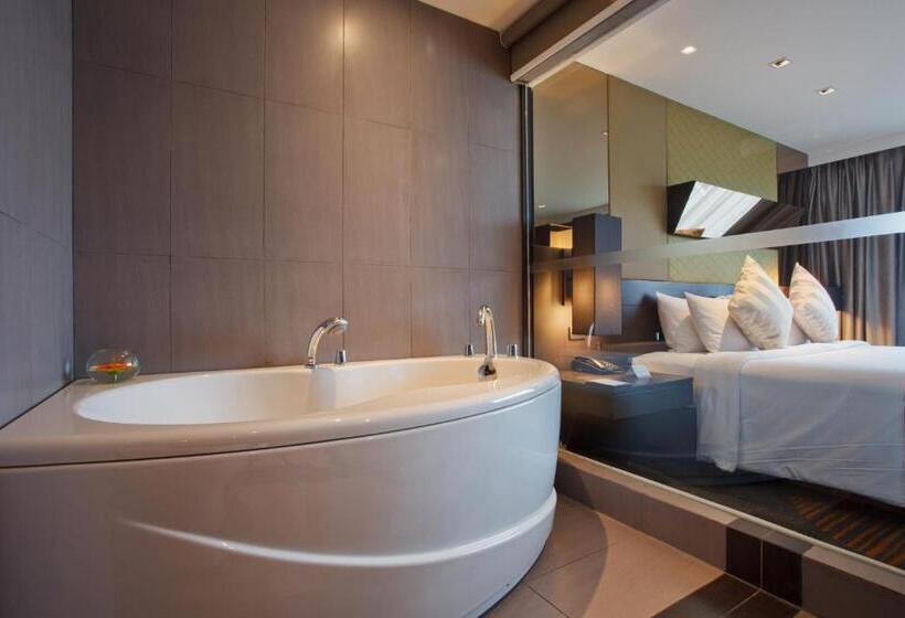 デラックスルーム, Golden Tulip Mandison Suites