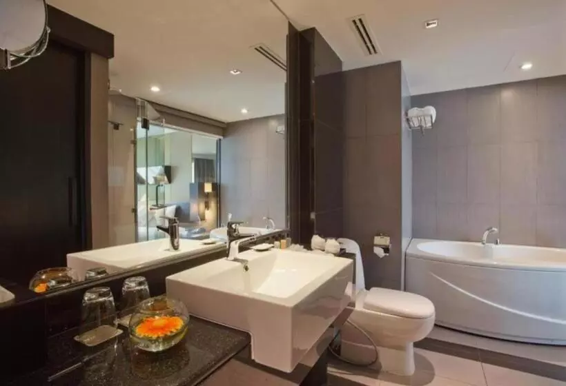 デラックスルーム, Golden Tulip Mandison Suites