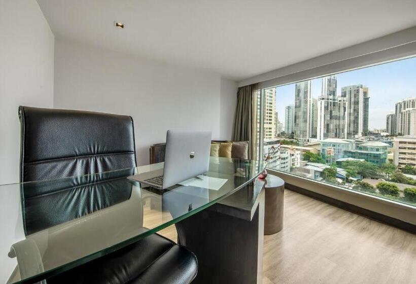 Quarto Deluxe, Golden Tulip Mandison Suites