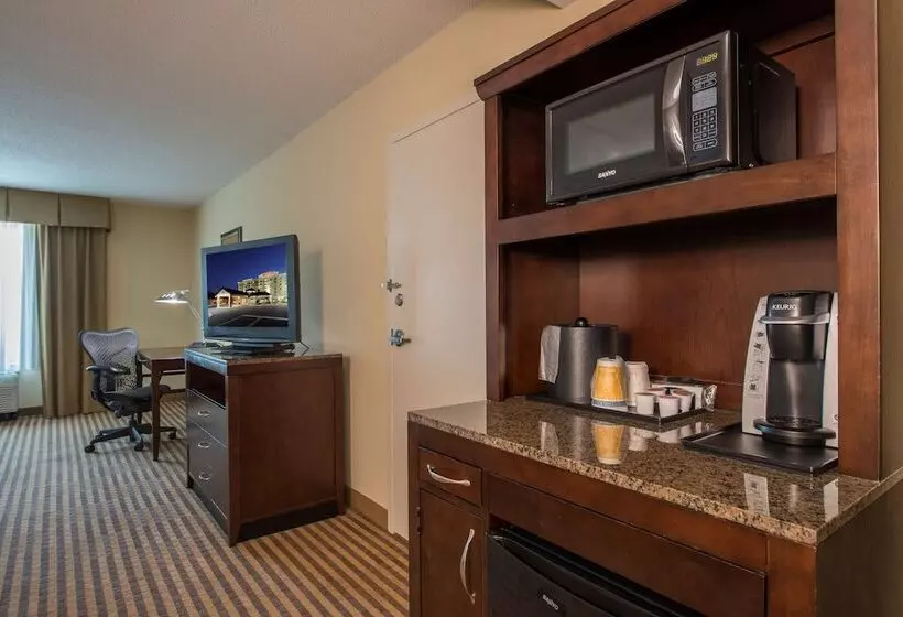 اتاق استاندارد, Hilton Garden Inn Atlanta Airport North