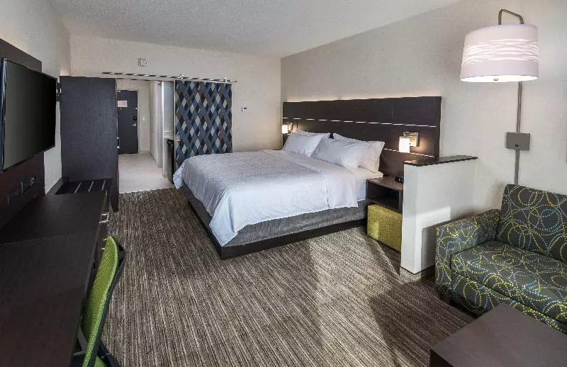 身障者適用キングサイズベッドルーム, Holiday Inn Express Hotel & Suites Yuma, An Ihg