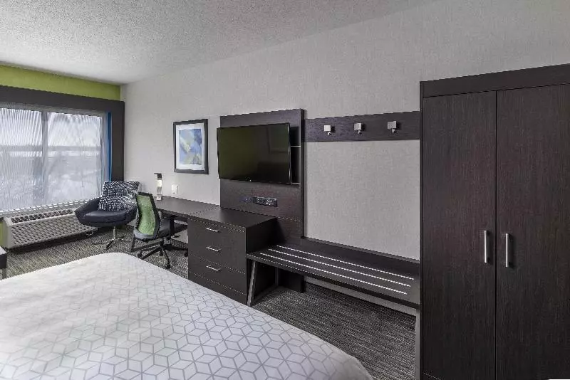 身障者適用キングサイズベッドルーム, Holiday Inn Express Hotel & Suites Yuma, An Ihg