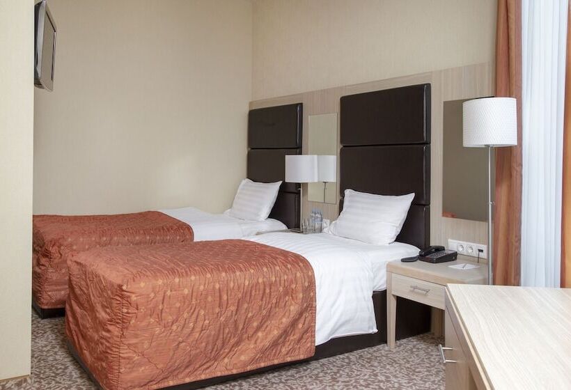 장애인을 위한 스탠다드 룸, New Peterhof