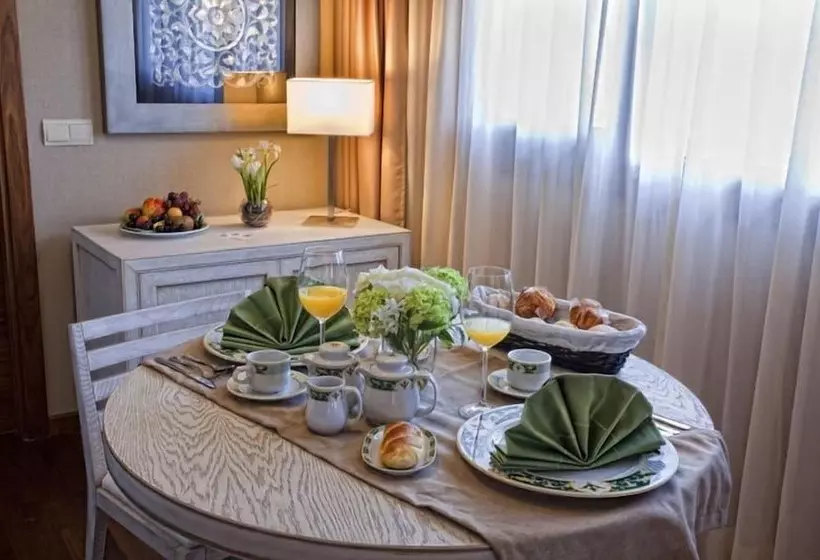 Junior Suite, Os Olivos