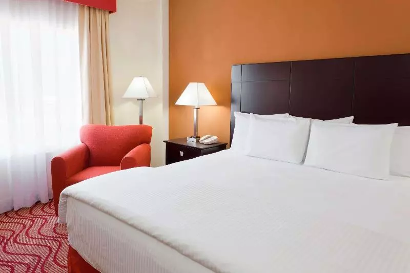 Family Room, Os Olivos