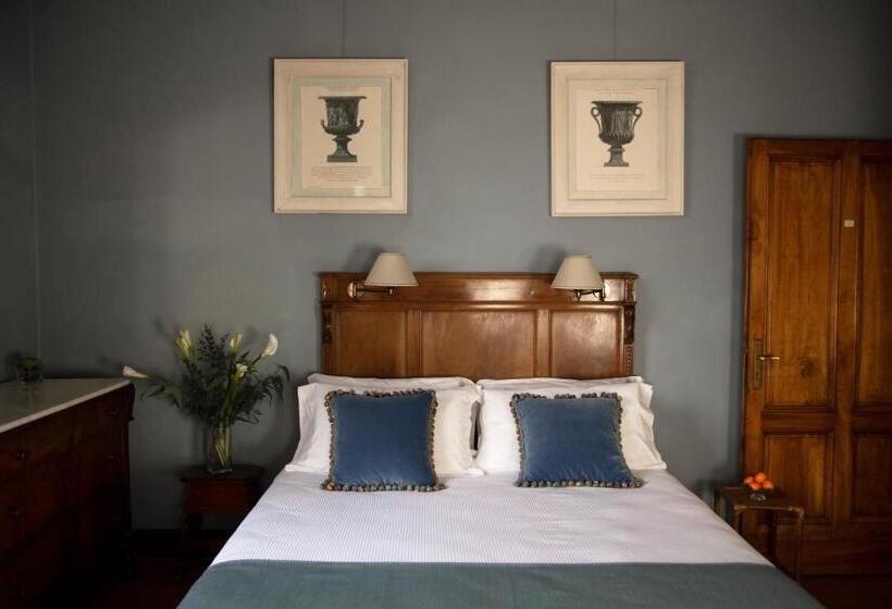 اتاق استاندارد چهار تخته, Palazzo Guadagni