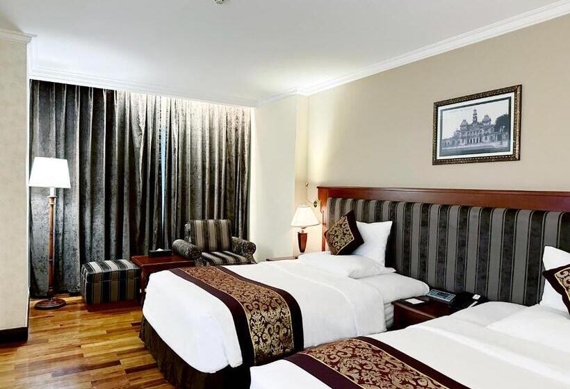 اتاق استاندارد, Rex