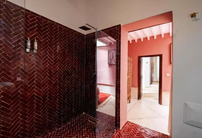 اتاق سوپریور, Riad Zi