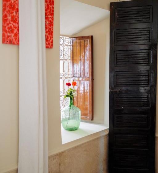 اتاق استاندارد, Riad Zi