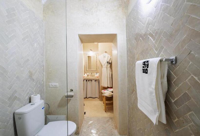 اتاق استاندارد, Riad Zi