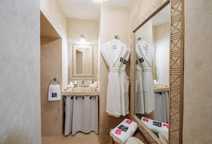 اتاق استاندارد, Riad Zi