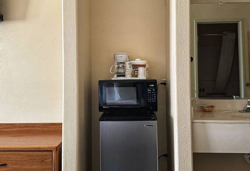 استودیوی استاندارد, Stay Wise Inn Cedaredge