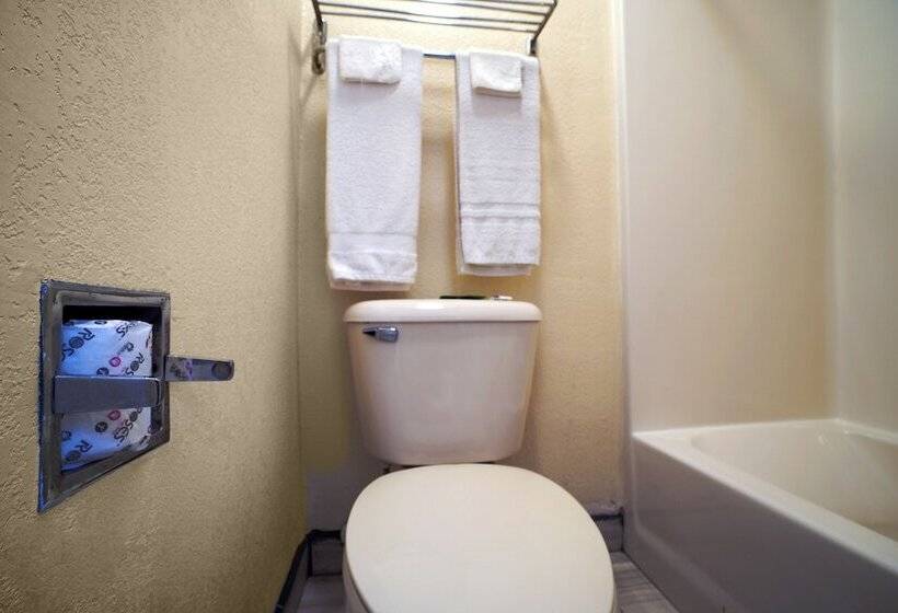 חדר סטנדרט שתי מיטות זוגיות, Texas Inn San Benito Near Harlingen