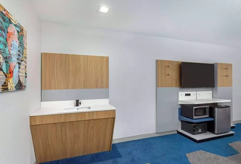 スイート, Microtel Inn & Suites By Wyndham Manchester