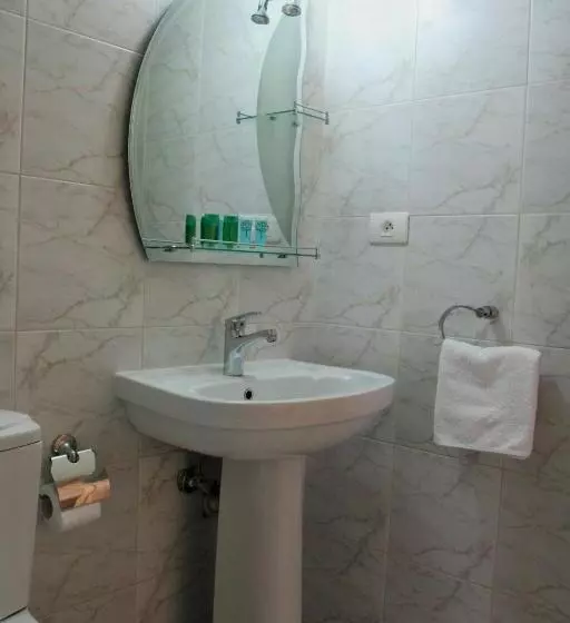 سوئیت راحتی, Byblos Comfort Hotel