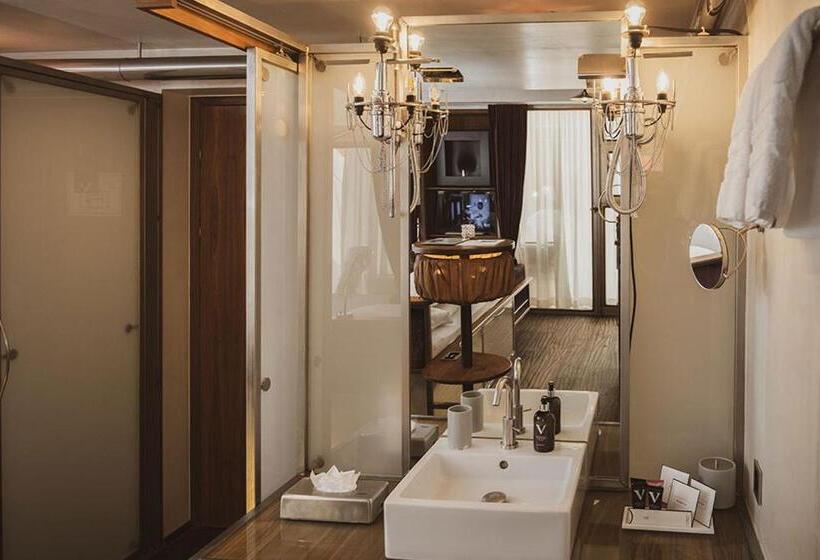 اتاق لوکس, Backstage Boutique Spa