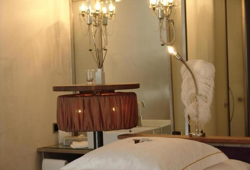 اتاق استاندارد, Backstage Boutique Spa