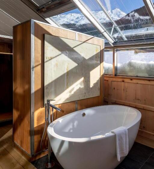 سوییت, Backstage Boutique Spa