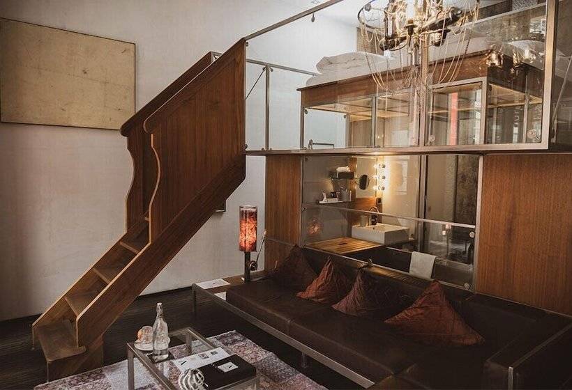 سوییت خانوادگی, Backstage Boutique Spa