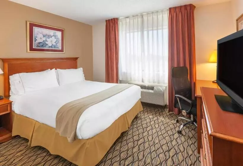 Standard Room King Size Bed, Baymont By Wyndham Chelsea