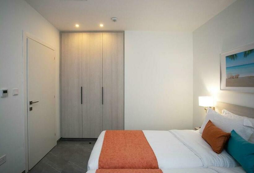 스위트, Best Western Plus Larco