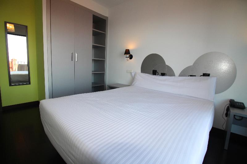 Номер Стандарт, Calas De Liencres