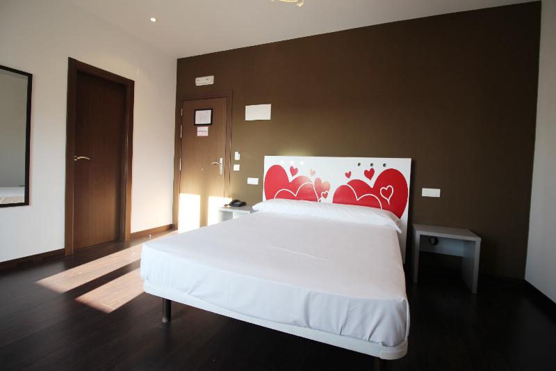 Номер Стандарт, Calas De Liencres