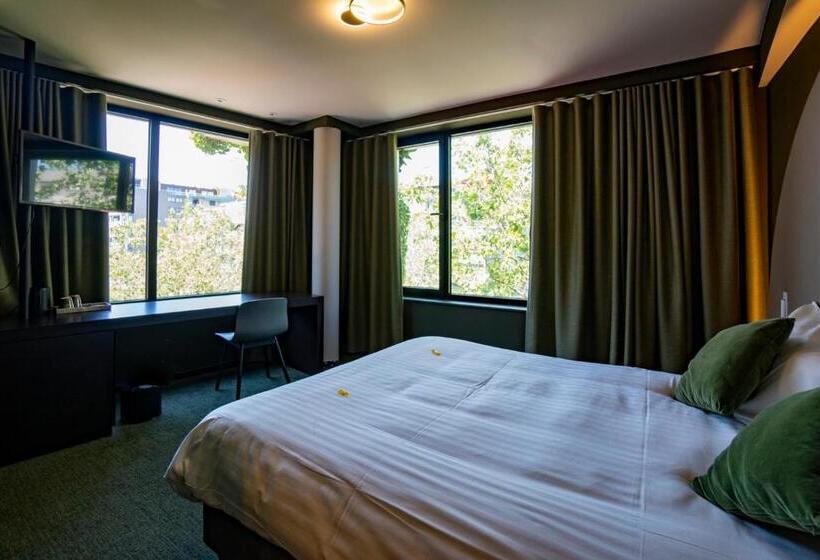 スタンダードルーム, Green