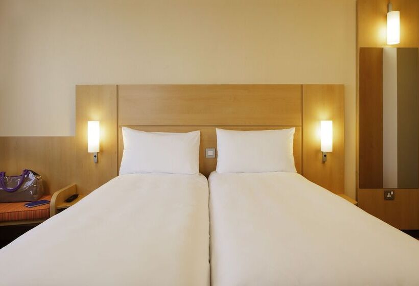 스탠다드 룸, Ibis Aberdeen Centre – Quayside