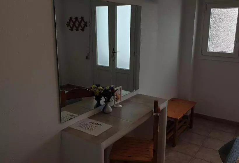 エコノミールーム, Iliada Odysseas Resort