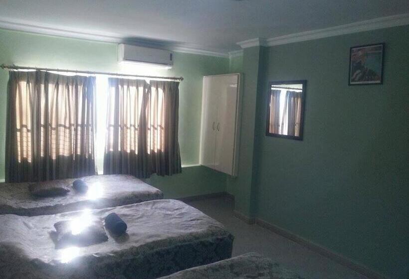 اتاق استاندارد چهار تخته, Jordan Tower