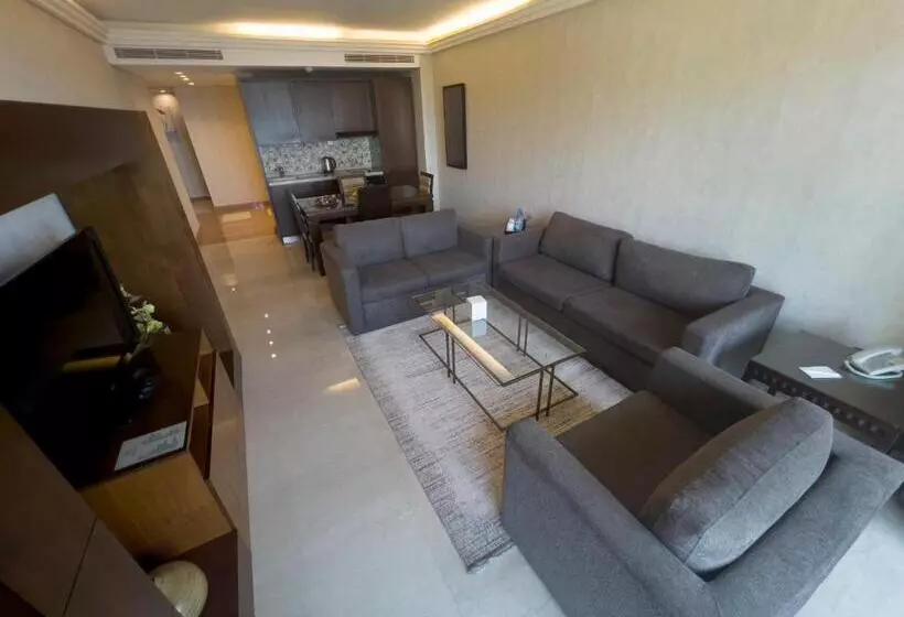 سوئیت خانواده 2 خوابه, Lancaster Suites Raouche