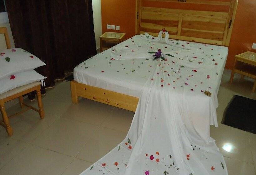 اتاق استاندارد چهار تخته, Résidence El Arich