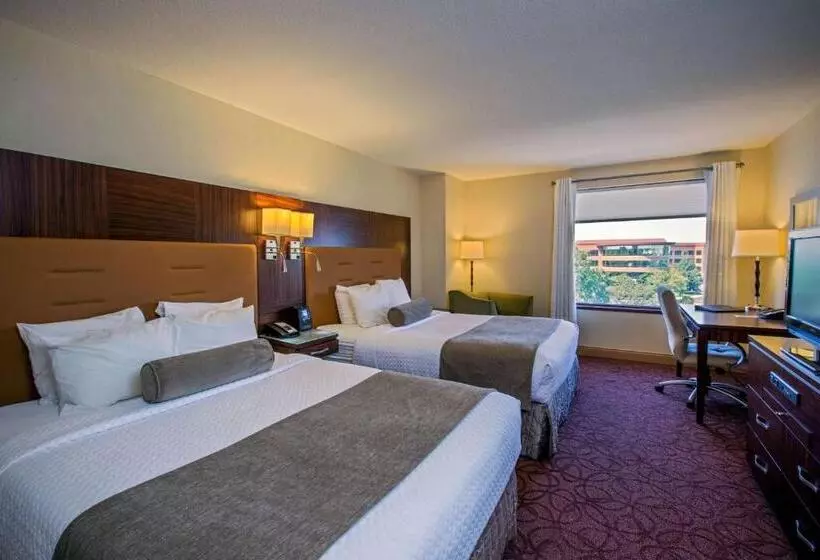 デラックスルーム, Sonesta Milwaukee West Wauwatosa