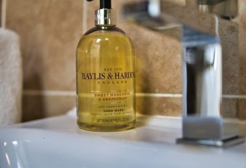 Standardrum, St Weonards