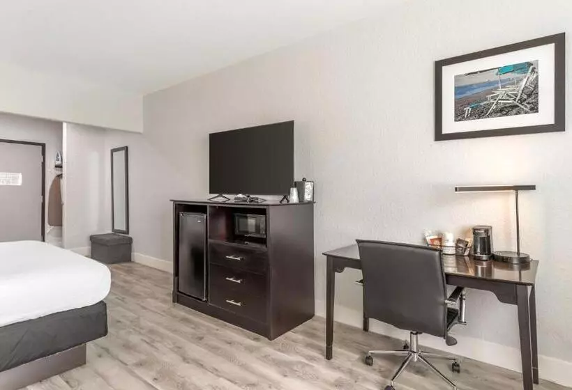 キングサイズベッドのスタンダードルーム, Best Western Texas City I 45