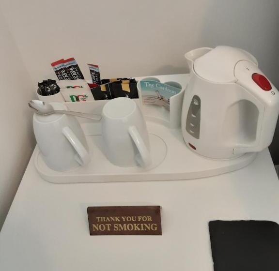 اتاق لوکس, The Cardoun