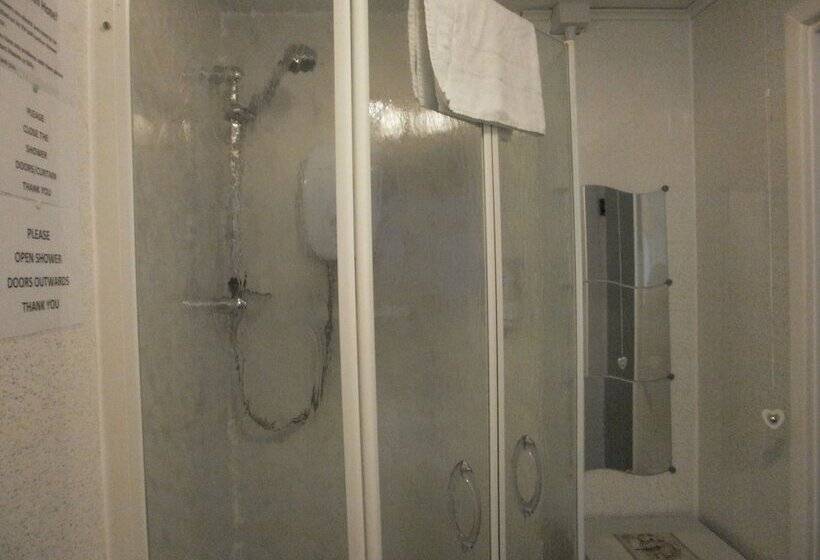 スタンダードルーム, The Withnell