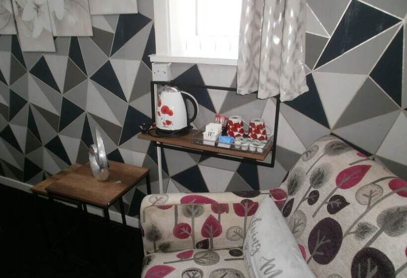 スタンダードルーム, The Withnell