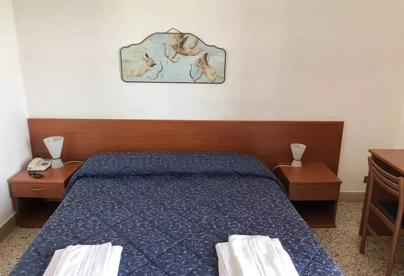 シングルデラックスルーム, Villa San Giovanni
