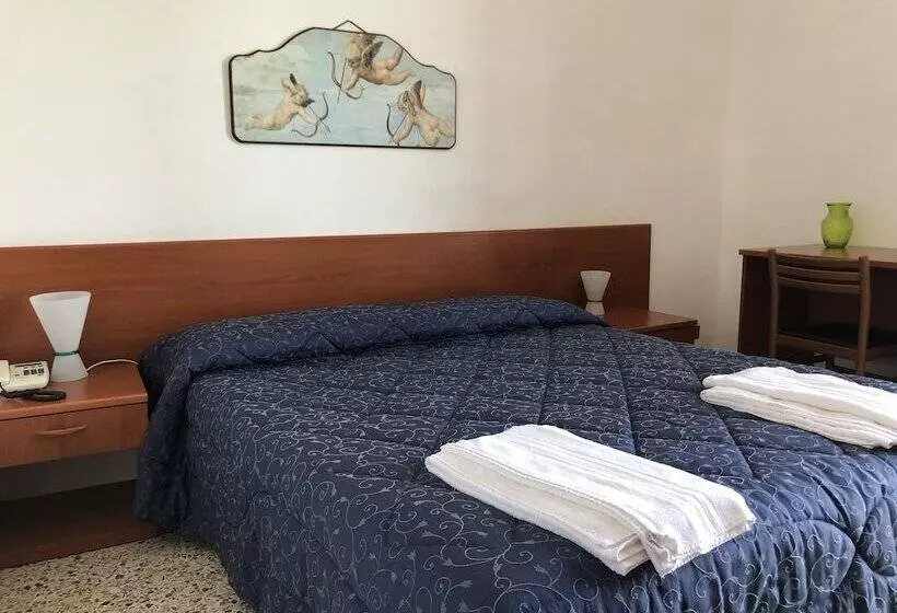 シングルデラックスルーム, Villa San Giovanni