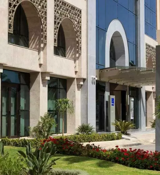 سوییت اجرایی, Novotel Tunis