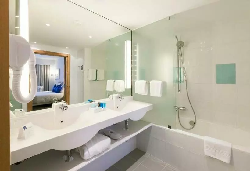 سوییت اجرایی, Novotel Tunis