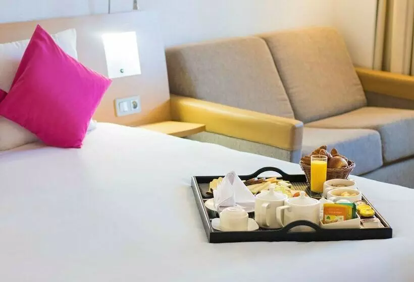 سوییت اجرایی, Novotel Tunis
