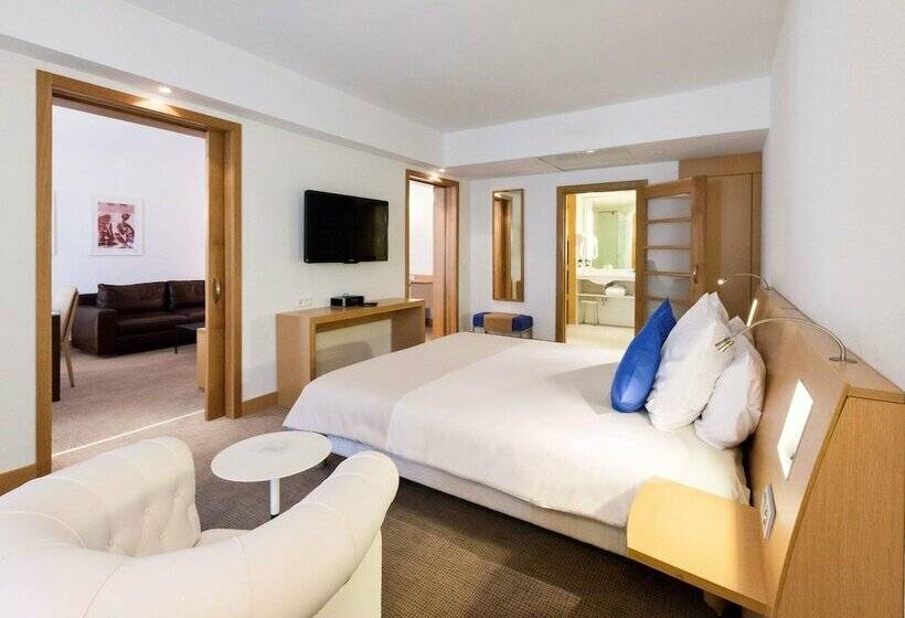 سوییت اجرایی, Novotel Tunis