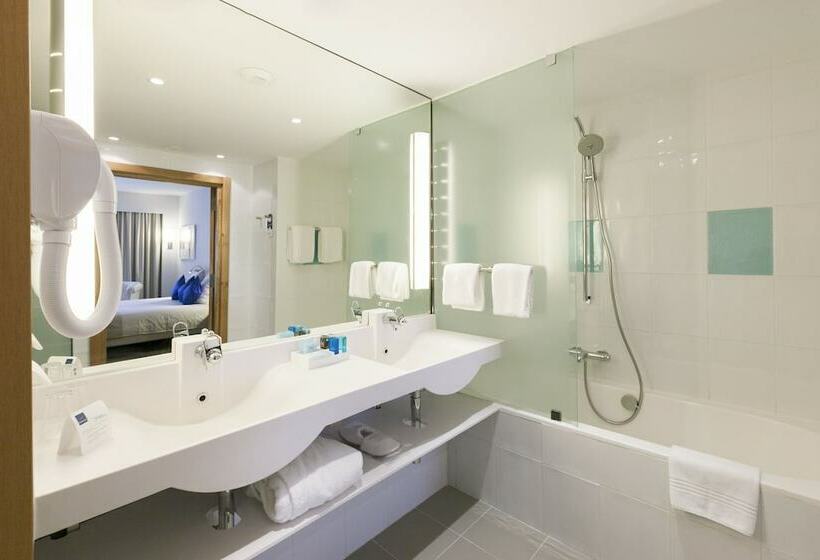 سوییت اجرایی, Novotel Tunis