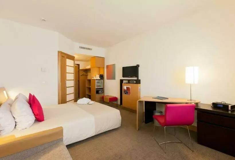 اتاق اجرایی, Novotel Tunis