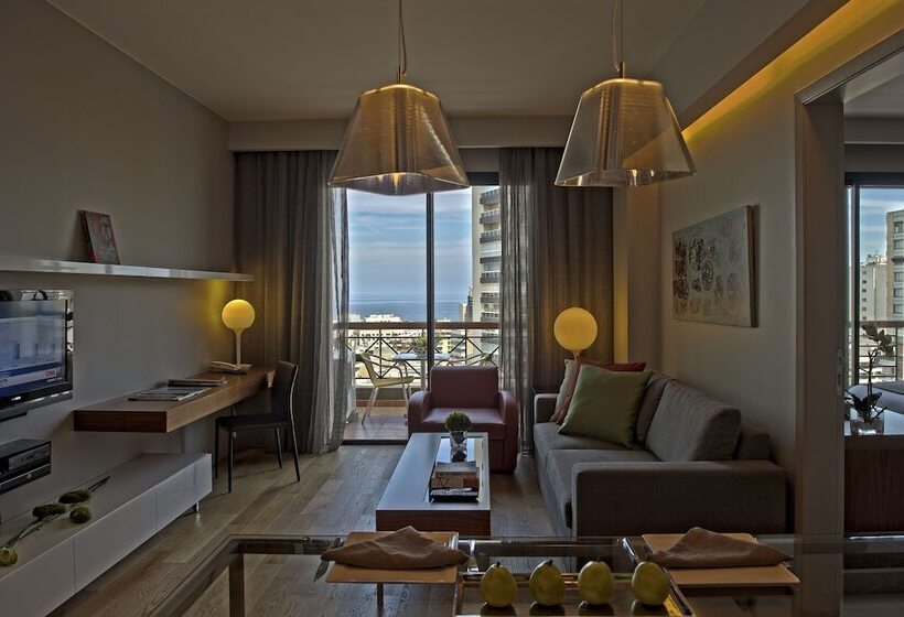 2 Bedroom Superior Room, Parktower Suites